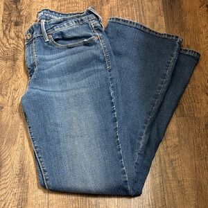 Levi's Women's Modern Boot Cut Jeans in Classic Denim 30 waist 29 length